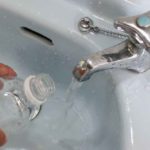 トイレから出る水道水を飲んでも全く問題ないことに今さら気づいた夏の終わり